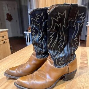 Women’s Vintage Justin Boots 9 D